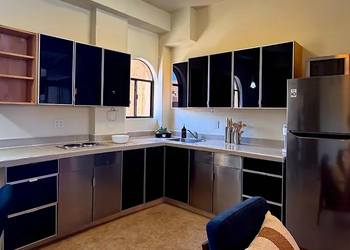 Ferienhaus Marina & Ocean View Balcony, Rooftop Pool Access *