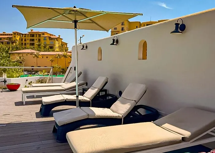 Marina & Ocean View Balcony, Rooftop Pool Access * Cabo San Lucas
