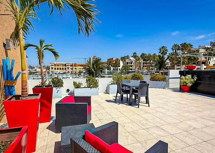 Marina & Ocean View Balcony, Rooftop Pool Access Ferienhaus Cabo San Lucas